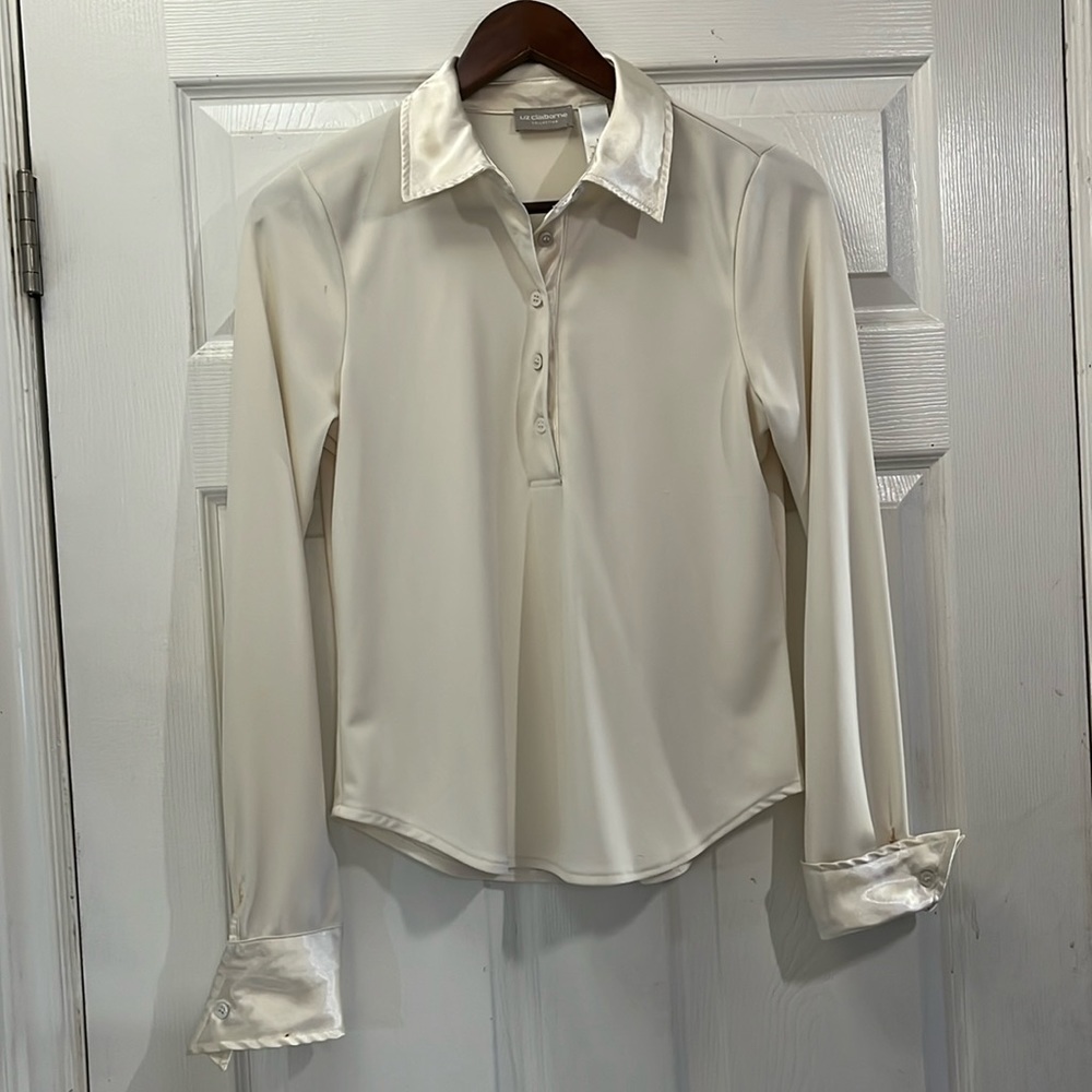 Liz Claiborne Collection SZ M Women’s Cream polyester, satin trim shirt